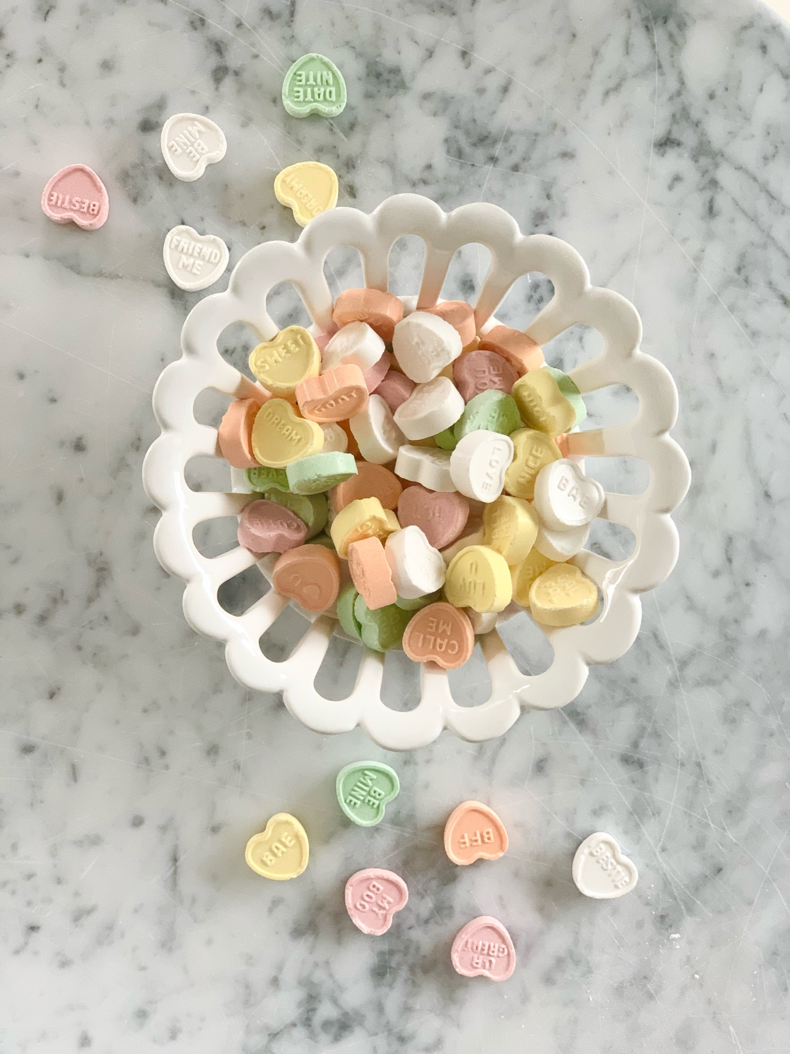 Scalloped Treat Bowls